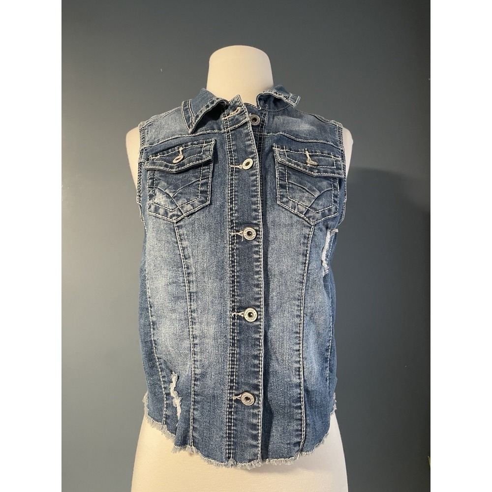 Maurices distressed blue denim Stretch Vest Women medium‎ sleeveless pockets